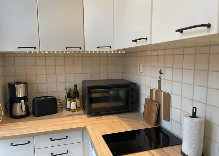 Quiet Apartment, Trendy Gruenerlokka